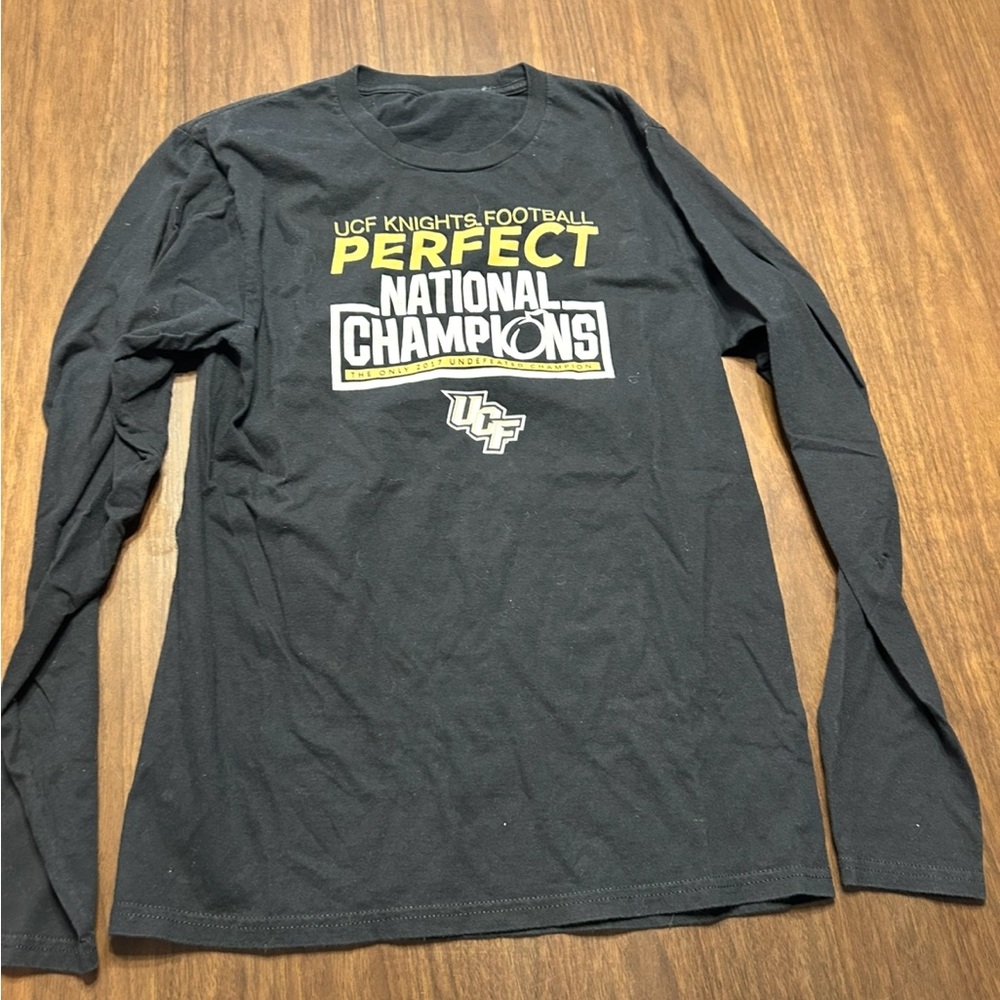 Source Unknown Black Long Sleeve Tee Casual Crew Neck